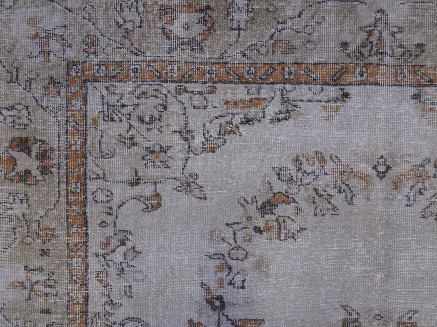 Turkish Vinatge Wool Rug 6x9 ft - skuf207