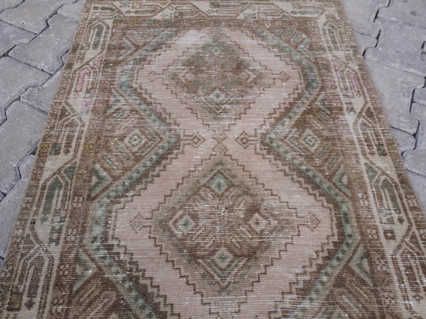 Persian Runner Rug 2x9 ft - sku1590