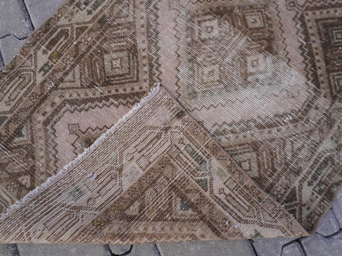 Persian Runner Rug 2x9 ft - sku1590