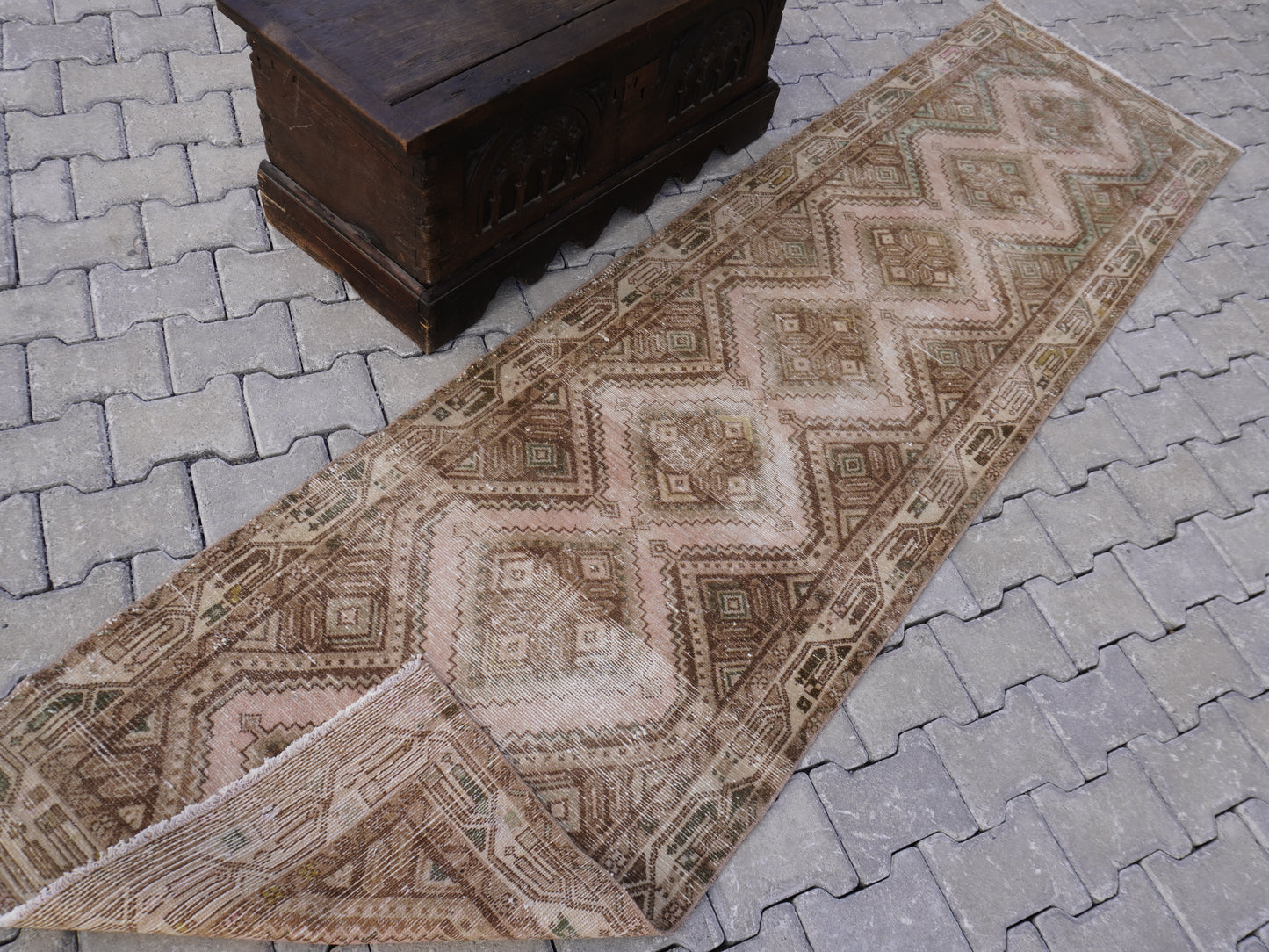 Persian Runner Rug 2x9 ft - sku1590