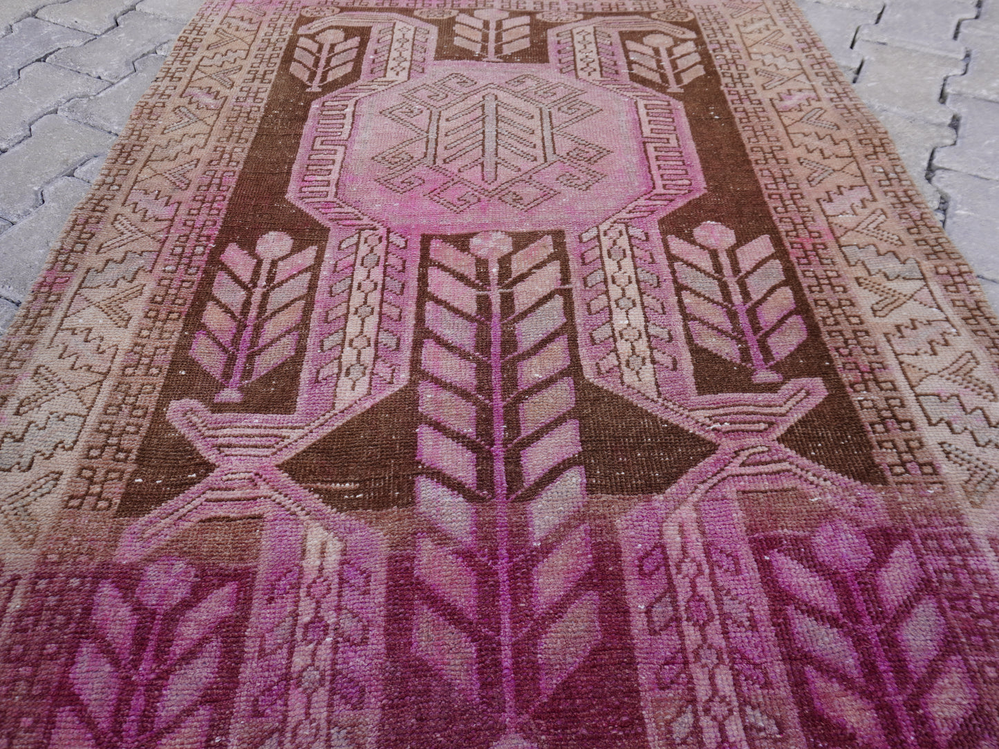 Persian Runner Rug Pink 3x11 Ft - sku1587