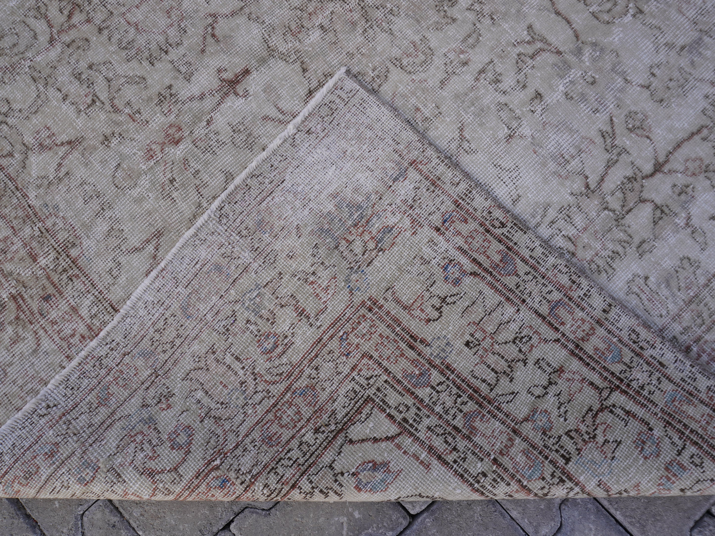 Turkish Wool Neutral Rug 7x10 ft - skuf318