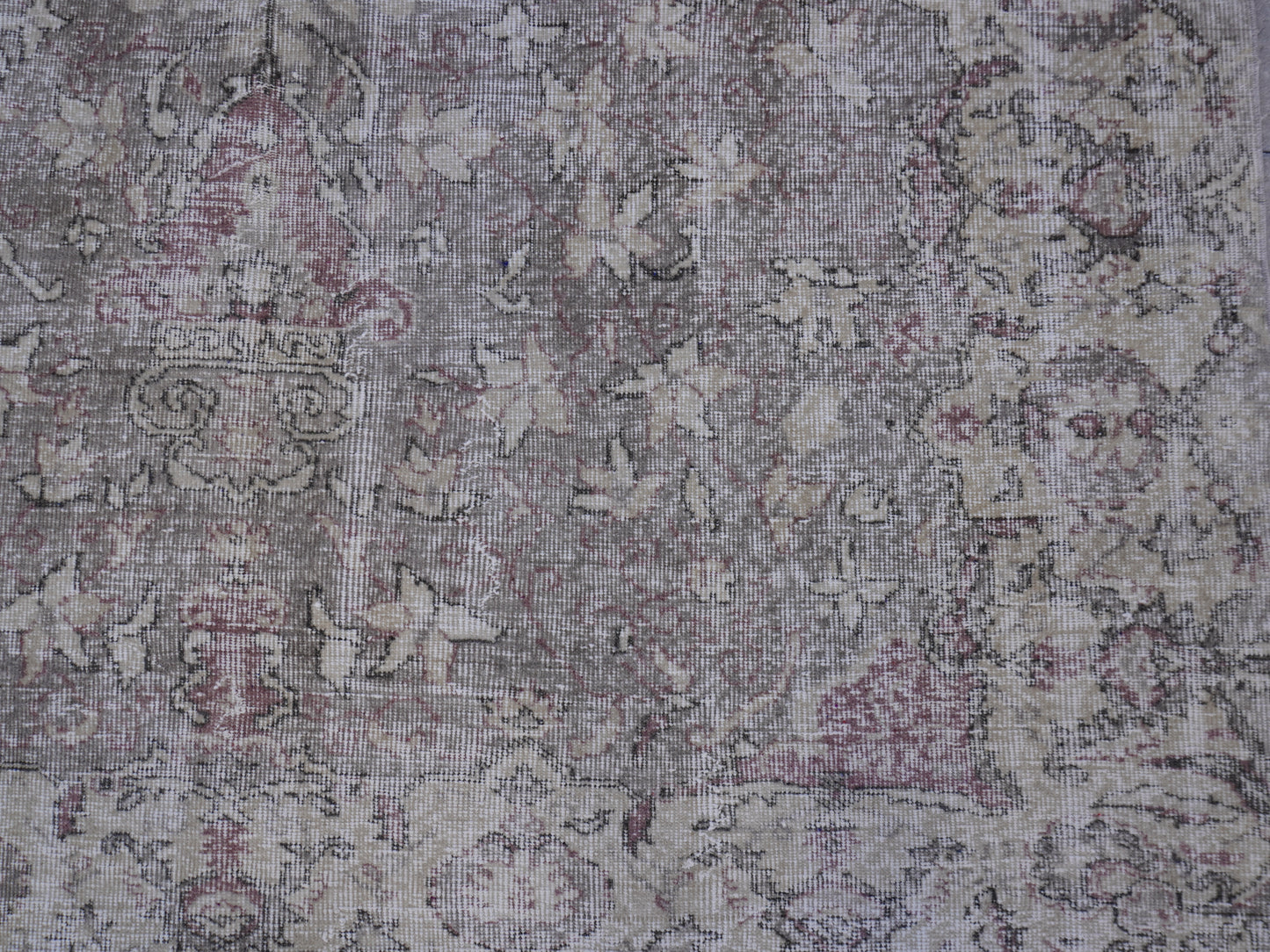 Turkish Vintage Rug 6x9 ft - skuf144