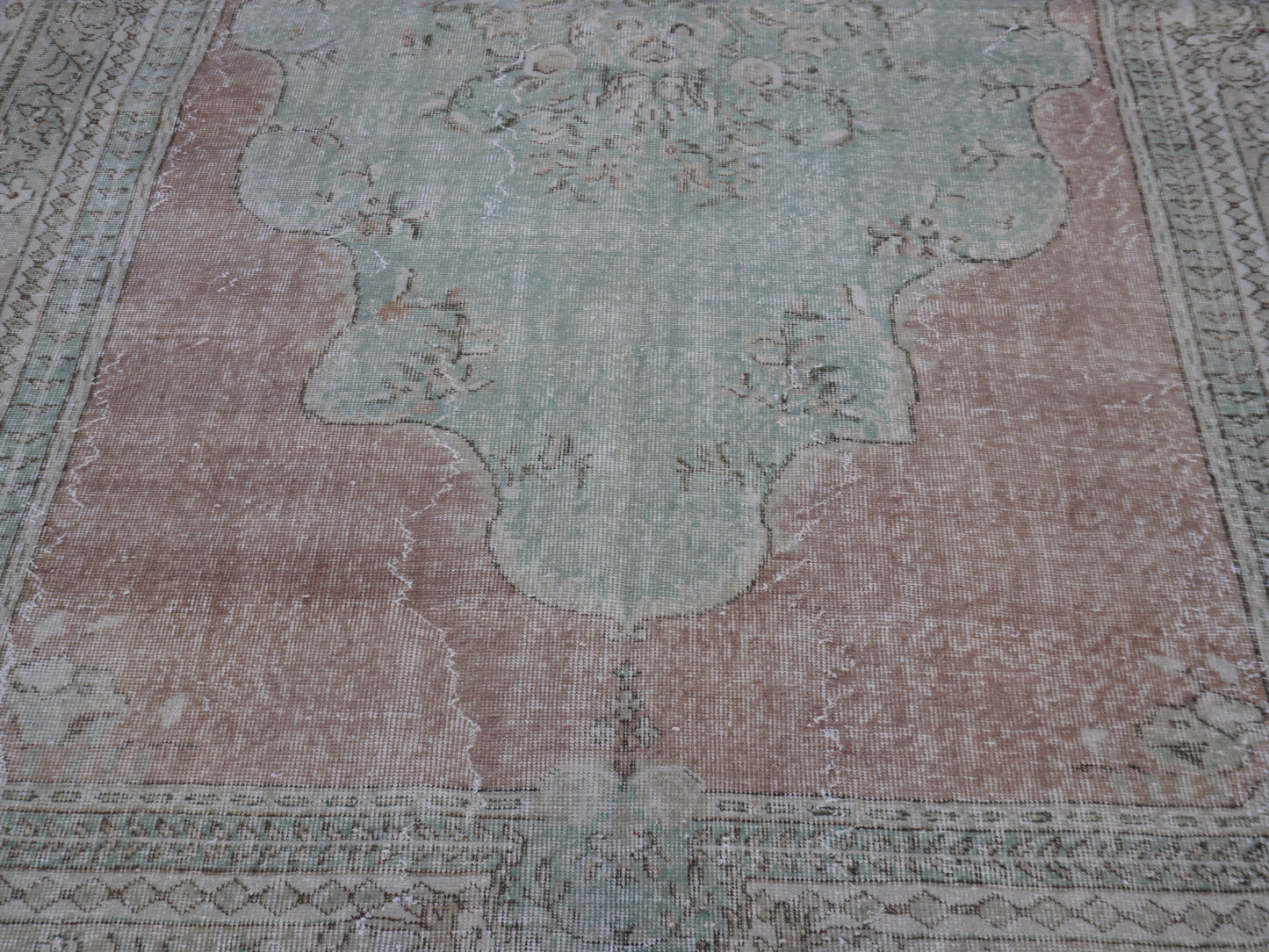 Vintage Area Rug 7x10 ft - skuf153