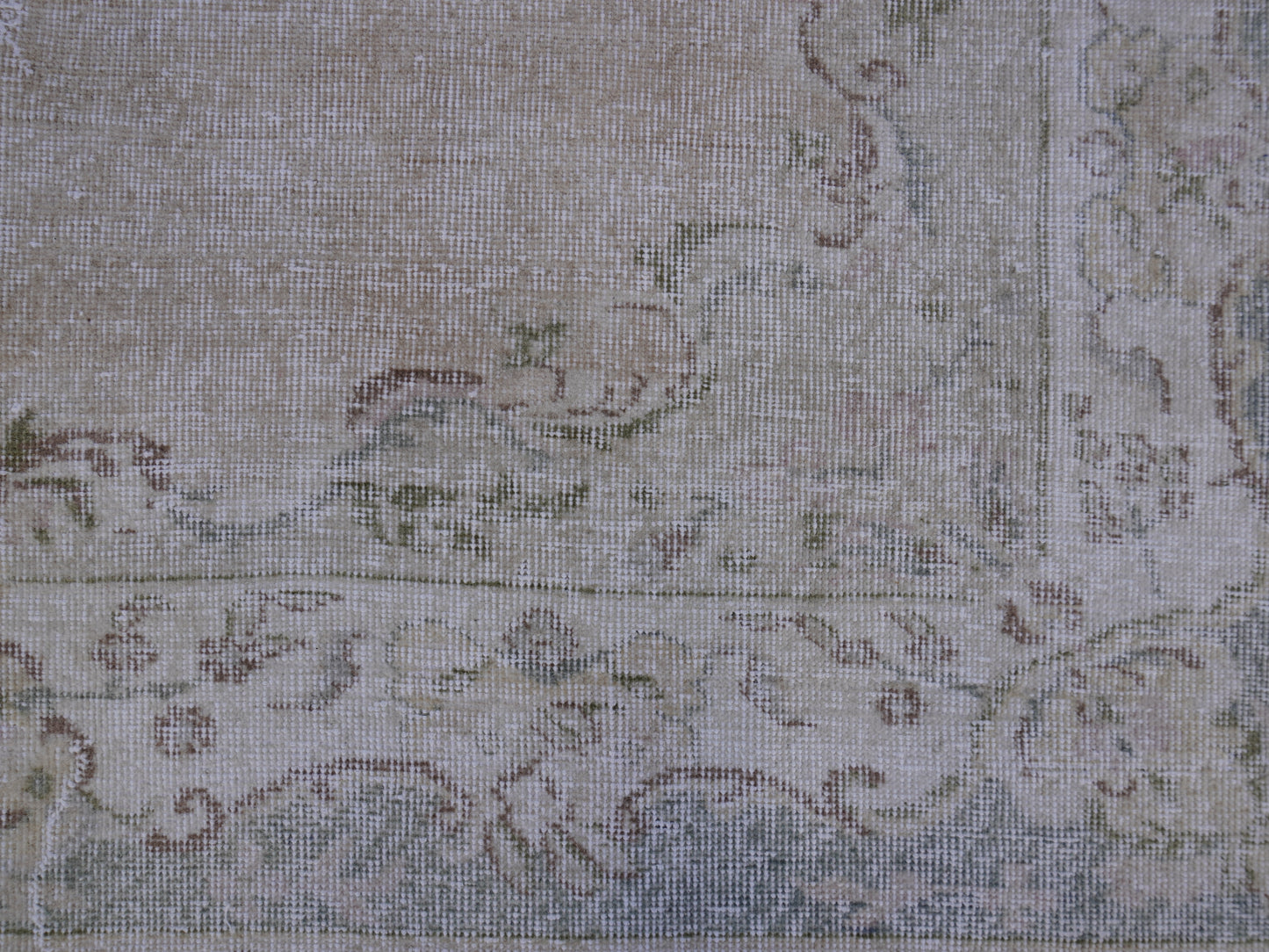 Vintage Turkish Wool Rug 6x9 ft - skuf31