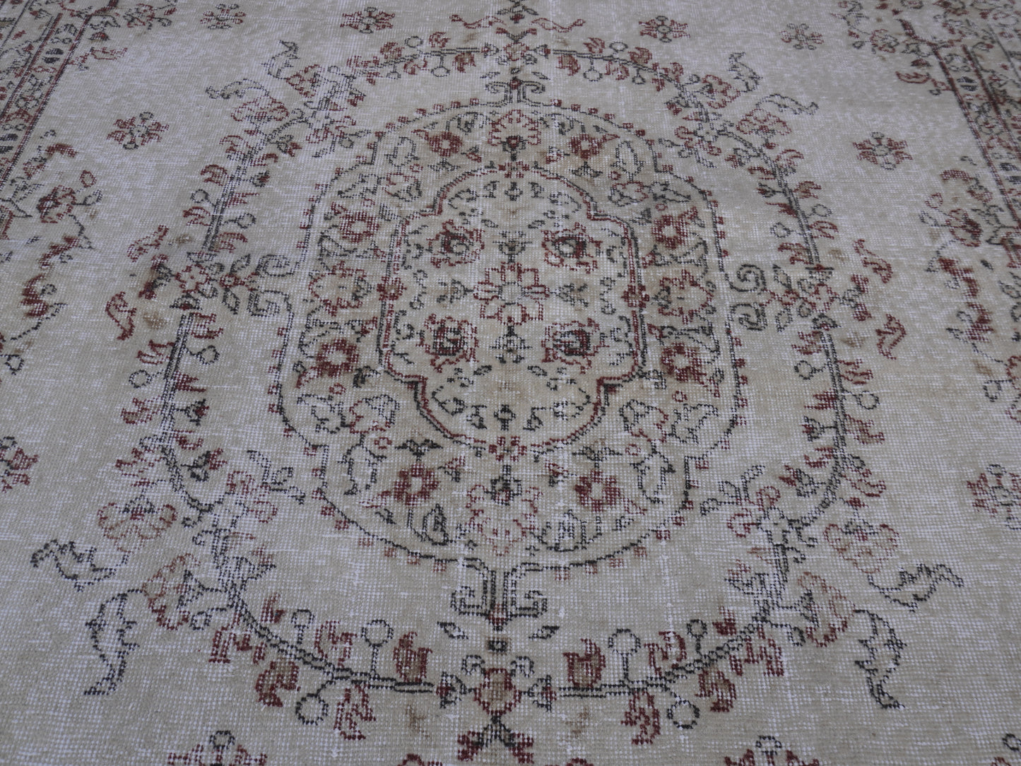 Turkish Vintage Rug 6x11 ft - skuf99