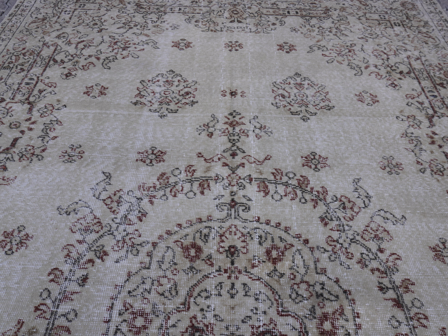 Turkish Vintage Rug 6x11 ft - skuf99