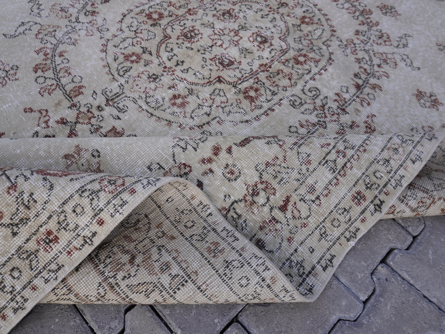 Turkish Vintage Rug 6x11 ft - skuf99