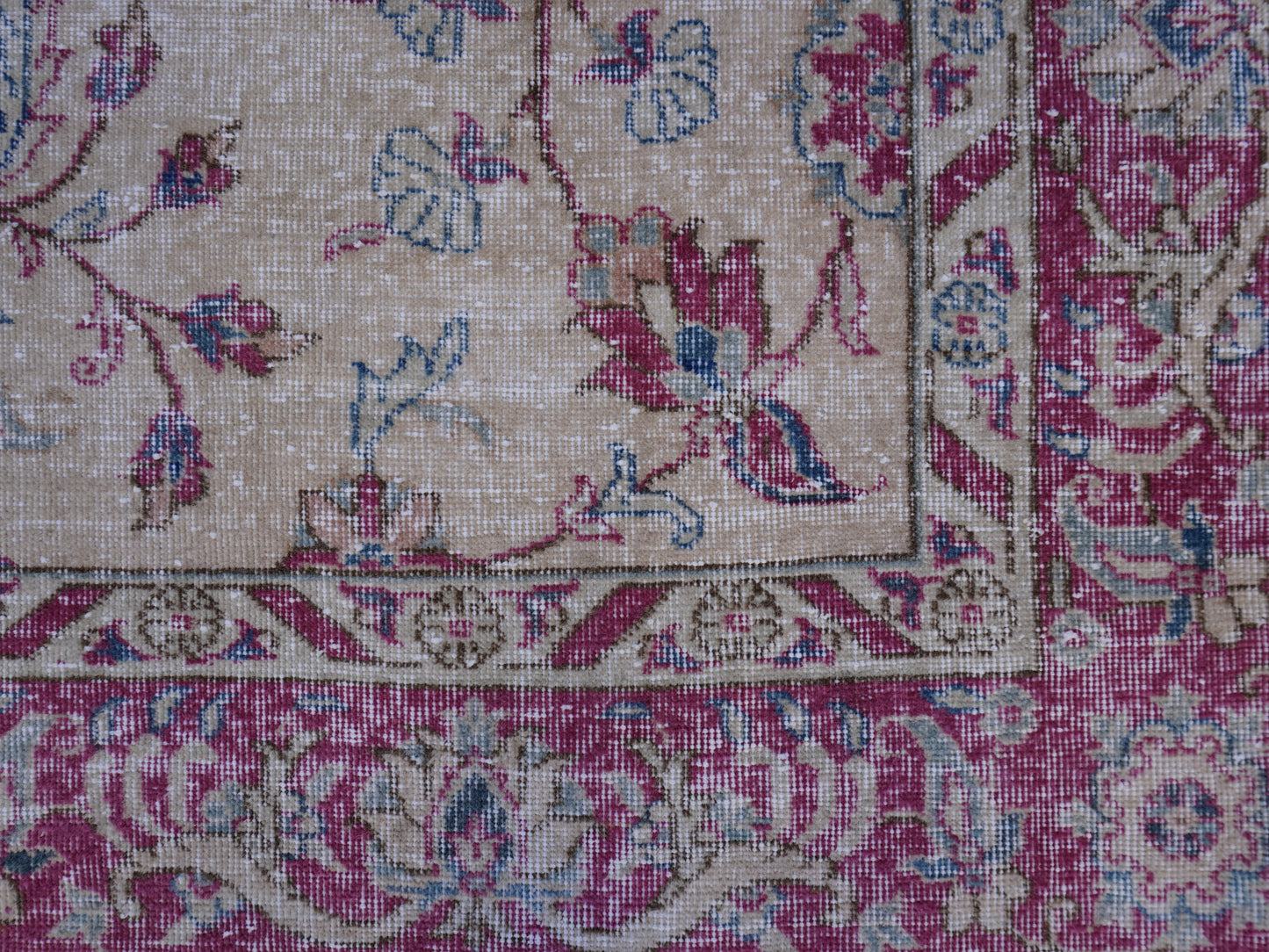 Vinatge Hand Knotted Rug 6x9 ft - skuf45