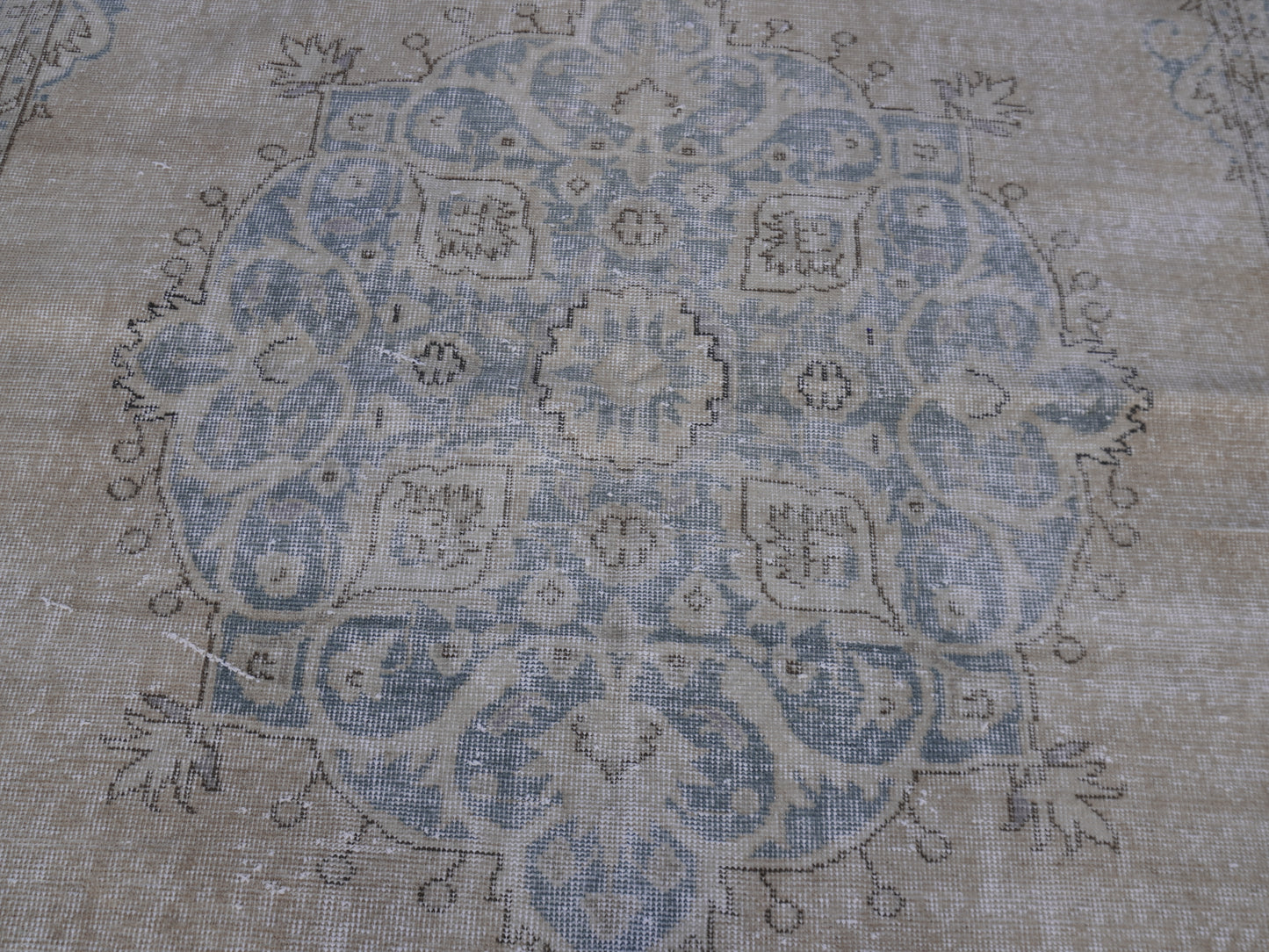Turkish Wool Neutral Rug 6x10 ft - skuf69