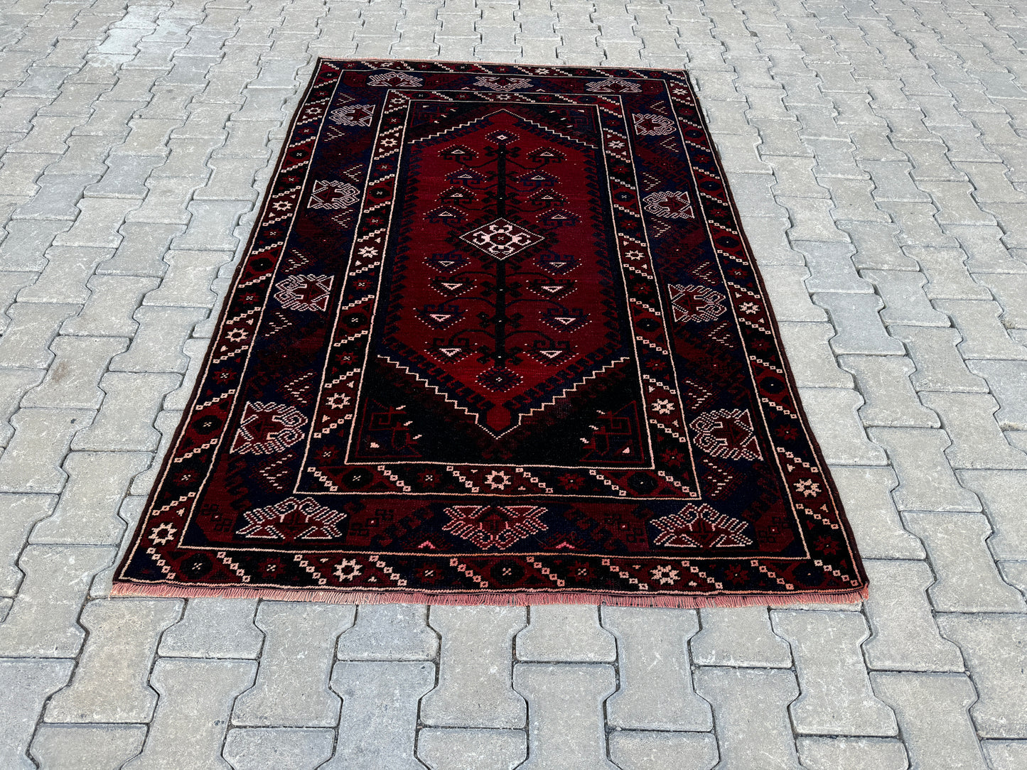 Vintage Persianan Area Rug 4x6 ft - skuf133