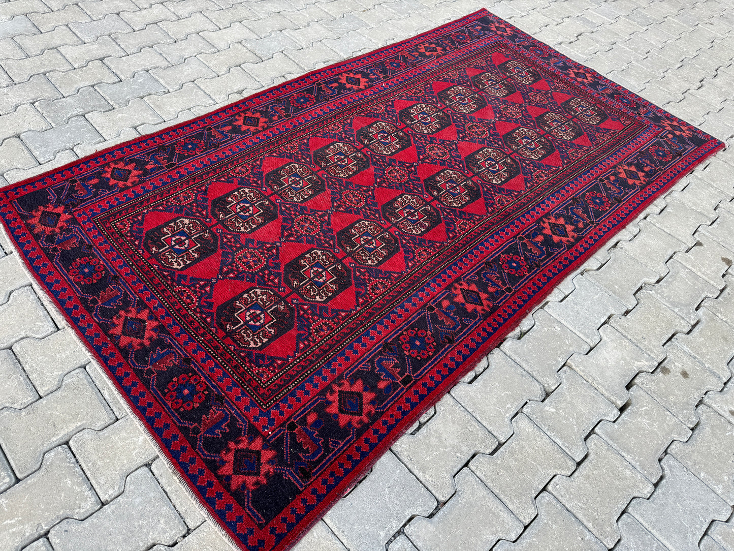 Persian Vintage Rug 4x7 ft - sku129