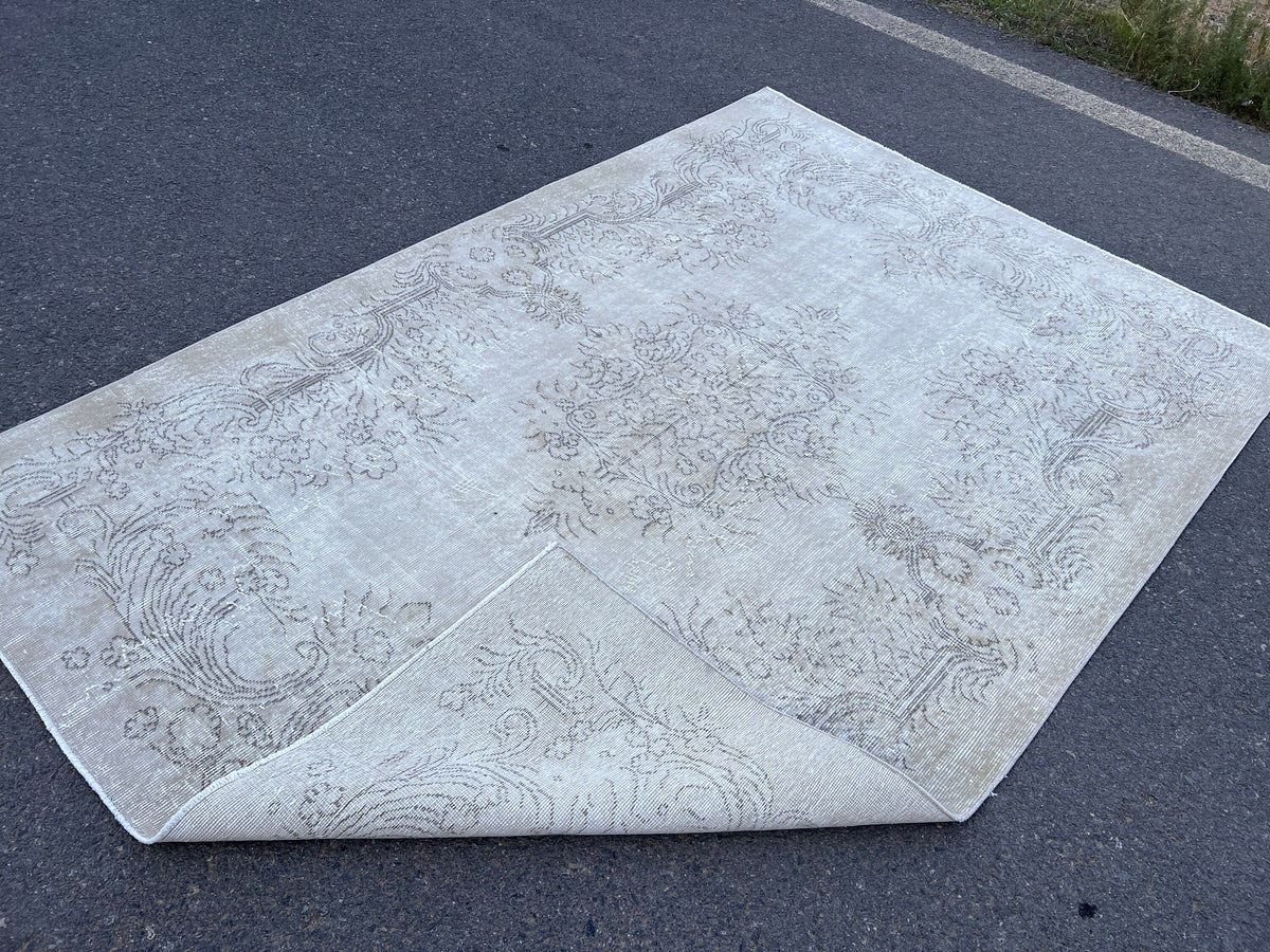 Handwoven Turkish Oushak Rug: 5x8 Vintage Wool & Cotton Area Rug