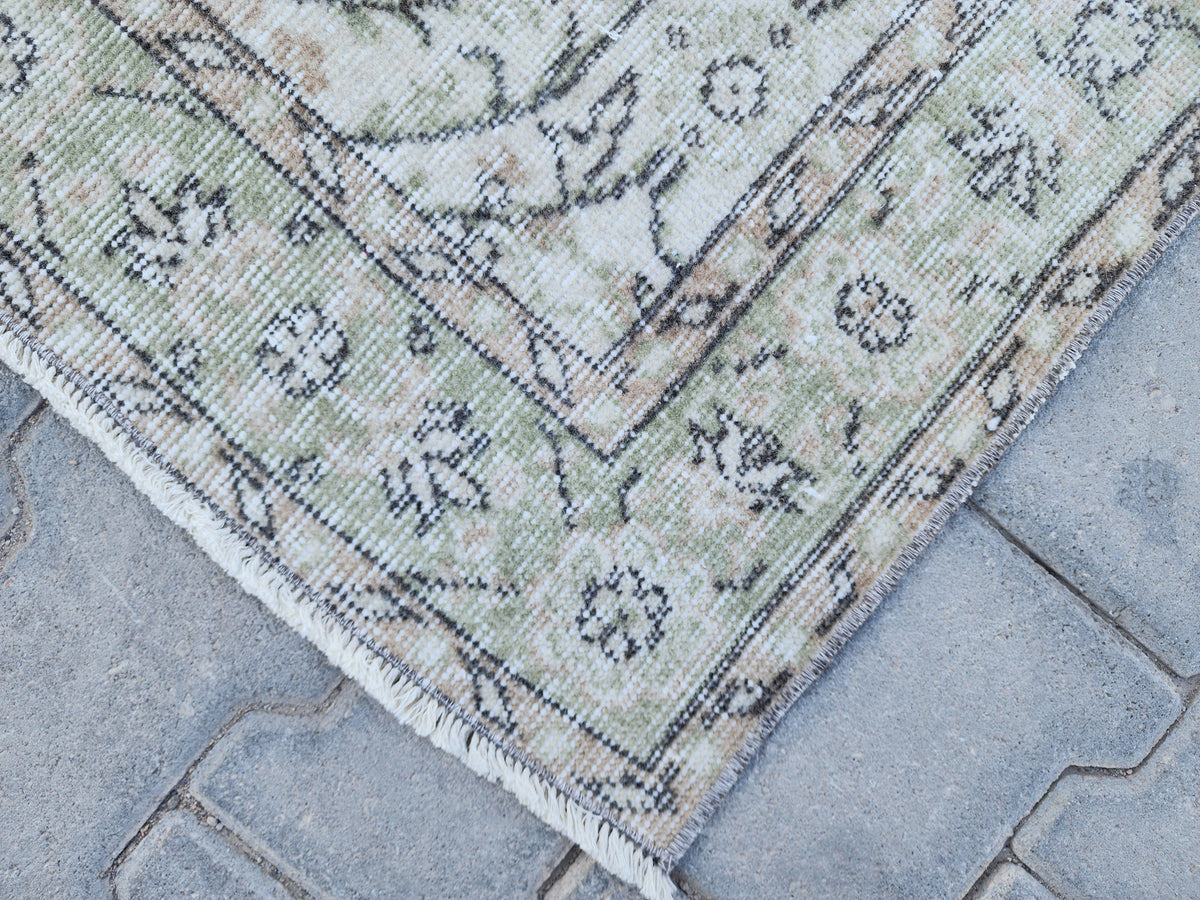 Handwoven Turkish Oushak Rug 4x7: Wool & Cotton Blend