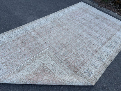 Handmade Wool Oushak Rug 5x9: Muted Red, Century Modern
