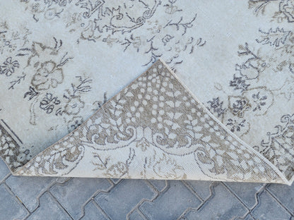 Vintage Oushak Rug 6x9: Beige Medallion Handmade Wool Carpet