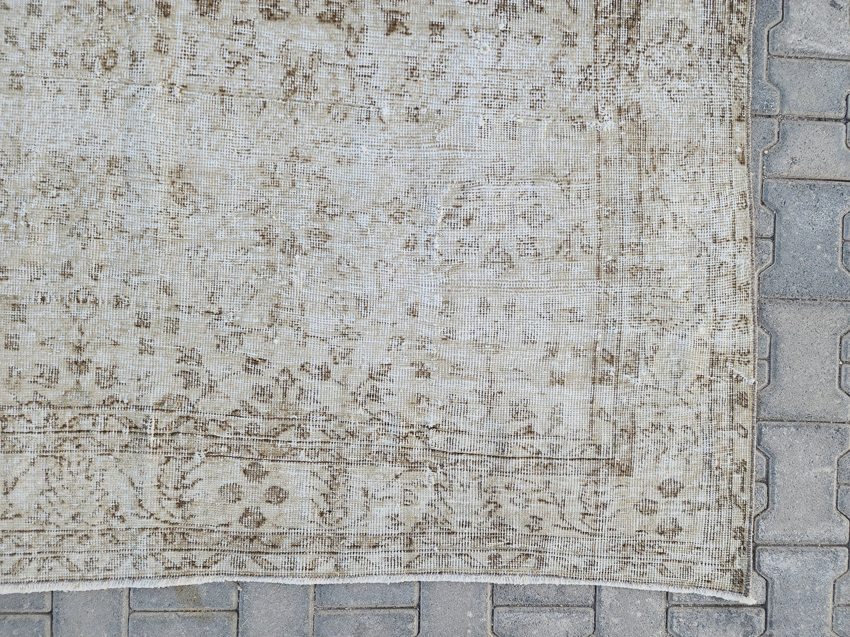 Wool Turkish Rug 6x10: Beige Isparta Rug, Muted Design