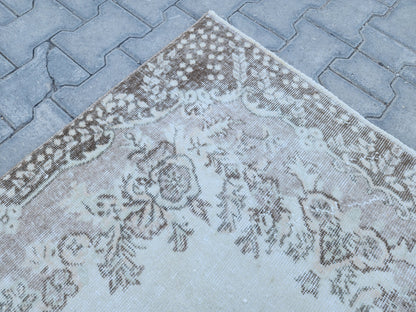 Handwoven Turkish Oushak Wool Rug: Beige Medallion, 4x7