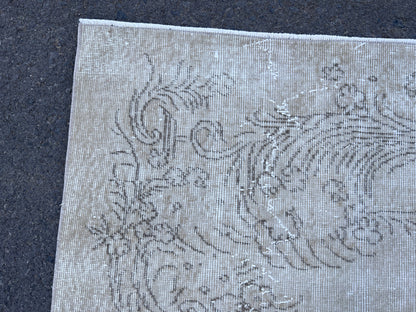 Handwoven Turkish Oushak Rug: 5x8 Vintage Wool & Cotton Area Rug