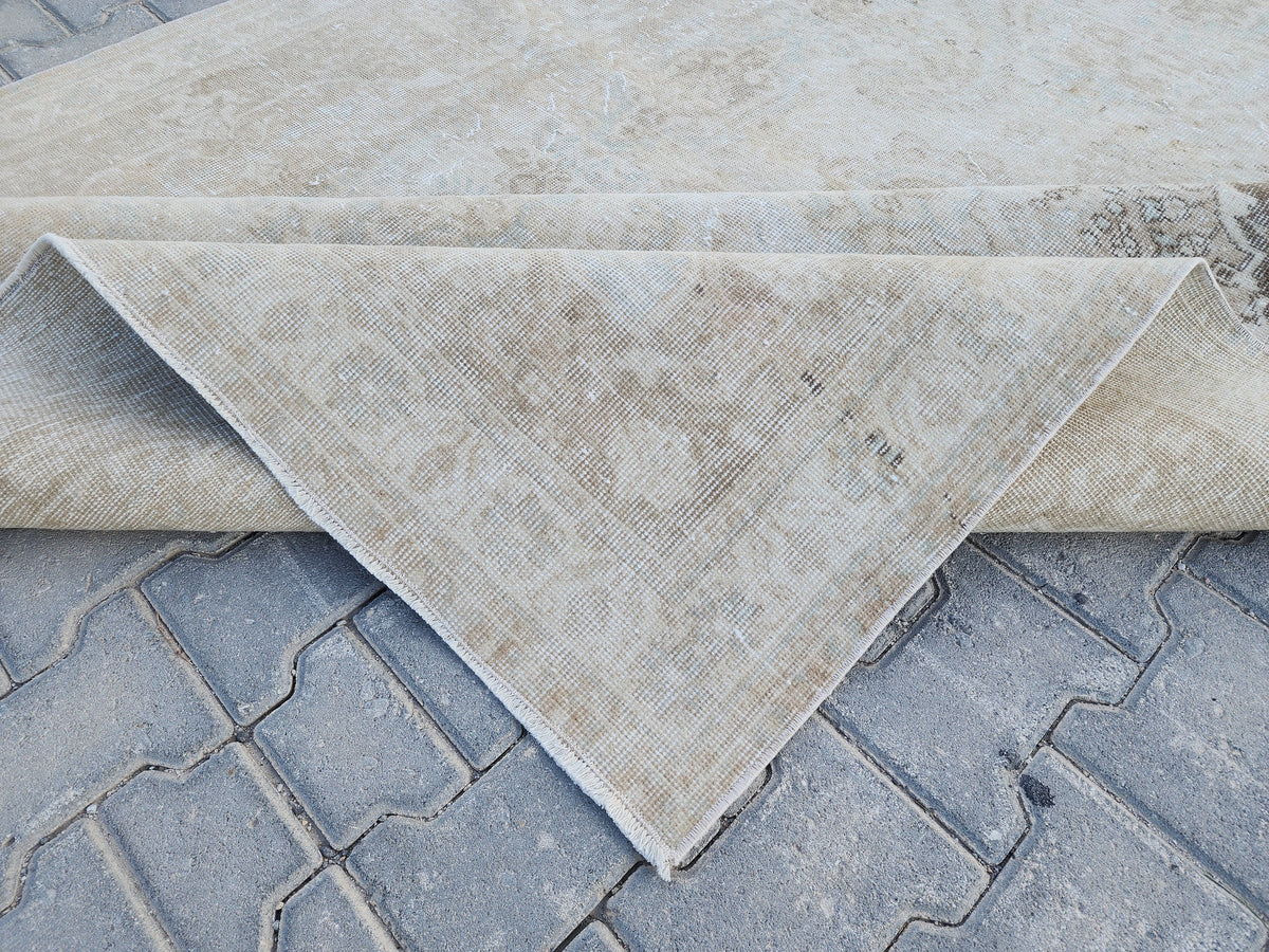 6x9 Vintage Oushak Rug: Beige Wool Oriental Rug
