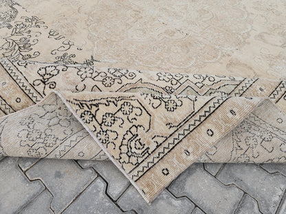 9×12  Vintage Wool Rug : Rustic Abraj  Hand-Woven, Neutral and Beige