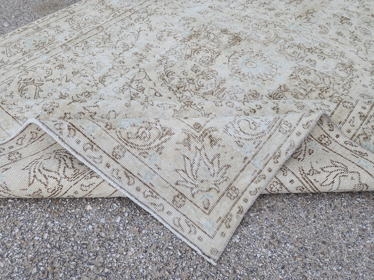 Handwoven Turkish Oushak Rug 7x10: Beige Wool, Rustic Decor