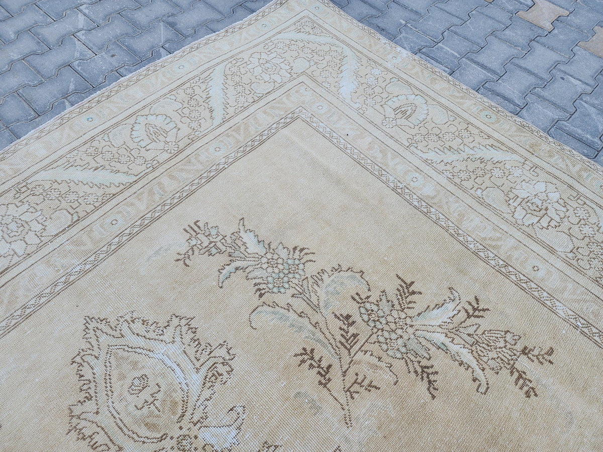 Vintage Oushak Rug 9x12: Beige & Gray Hand-Knotted Turkish Rug