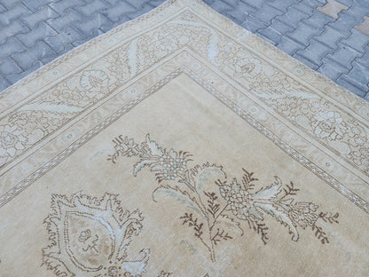 Vintage Oushak Rug 9x12: Beige & Gray Hand-Knotted Turkish Rug