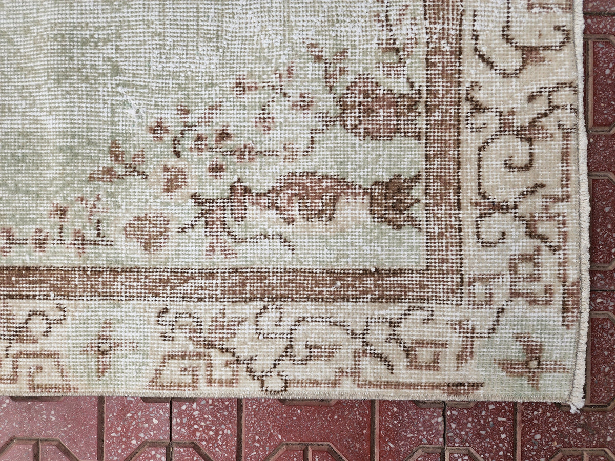 Handwoven Turkish Oushak Rug 4x7: Neutral Wool Bohemian Rug