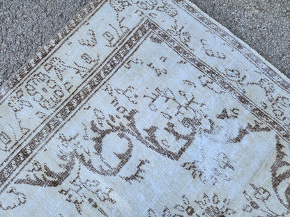 6x9 Turkish Area Rug, White and Brown Hand Knotted, Living Room Rustic Decor
