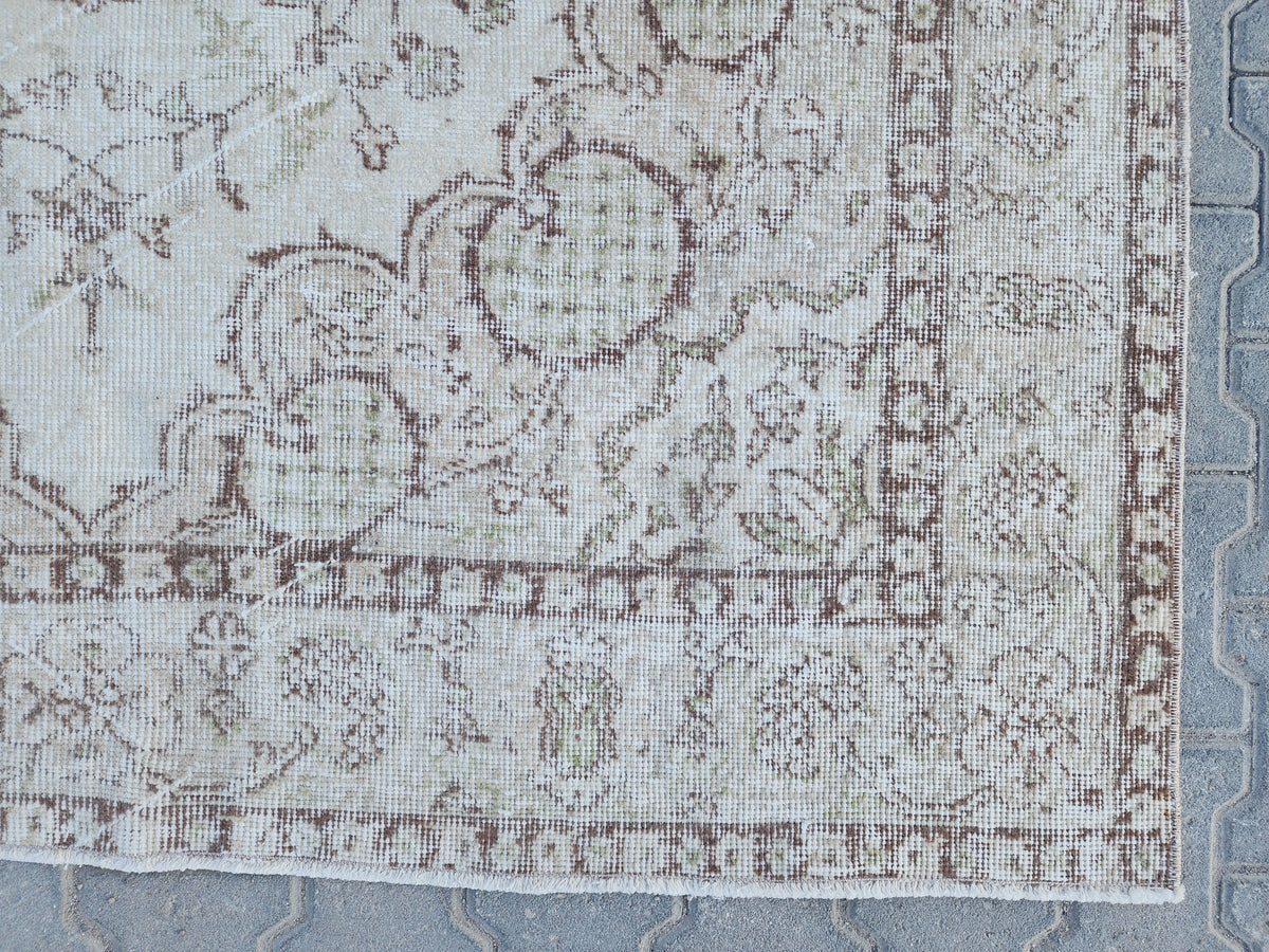 5x8 Vintage Turkish Oushak Rug: Handwoven Wool & Cotton
