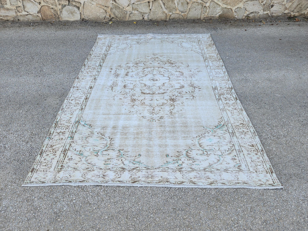 6x9 Vintage Rug, Turkish Hand Made, Oushak Medallion Design, Eco Friendly