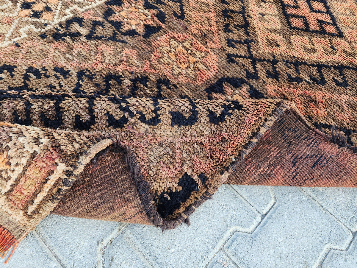 3x9 Vintage Herki Rug: Turkish Runner, Natural Wool Hand Knotted Carpet