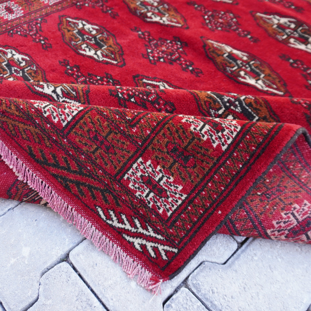 4x6 Vintage Turkmen Rug: Hand-Knotted Wool, Red Accent Rug