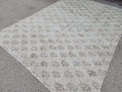 Neutral Oushak Rug 7x10: Hand-Knotted Turkish Wool Area Rug