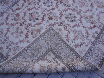 Handwoven Turkish Oushak Rug 6x10: Wool & Cotton Blend