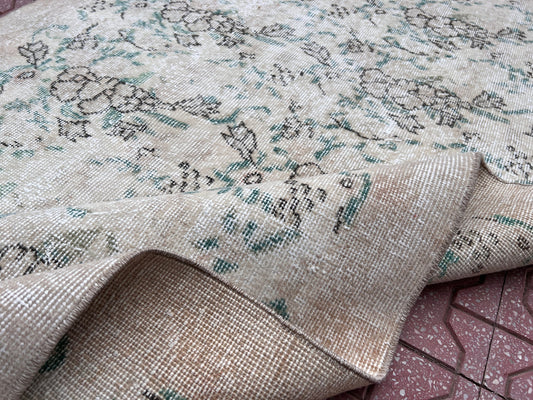Handwoven Turkish Oushak Rug: 3.7x6.6, Wool & Cotton Floral Rug