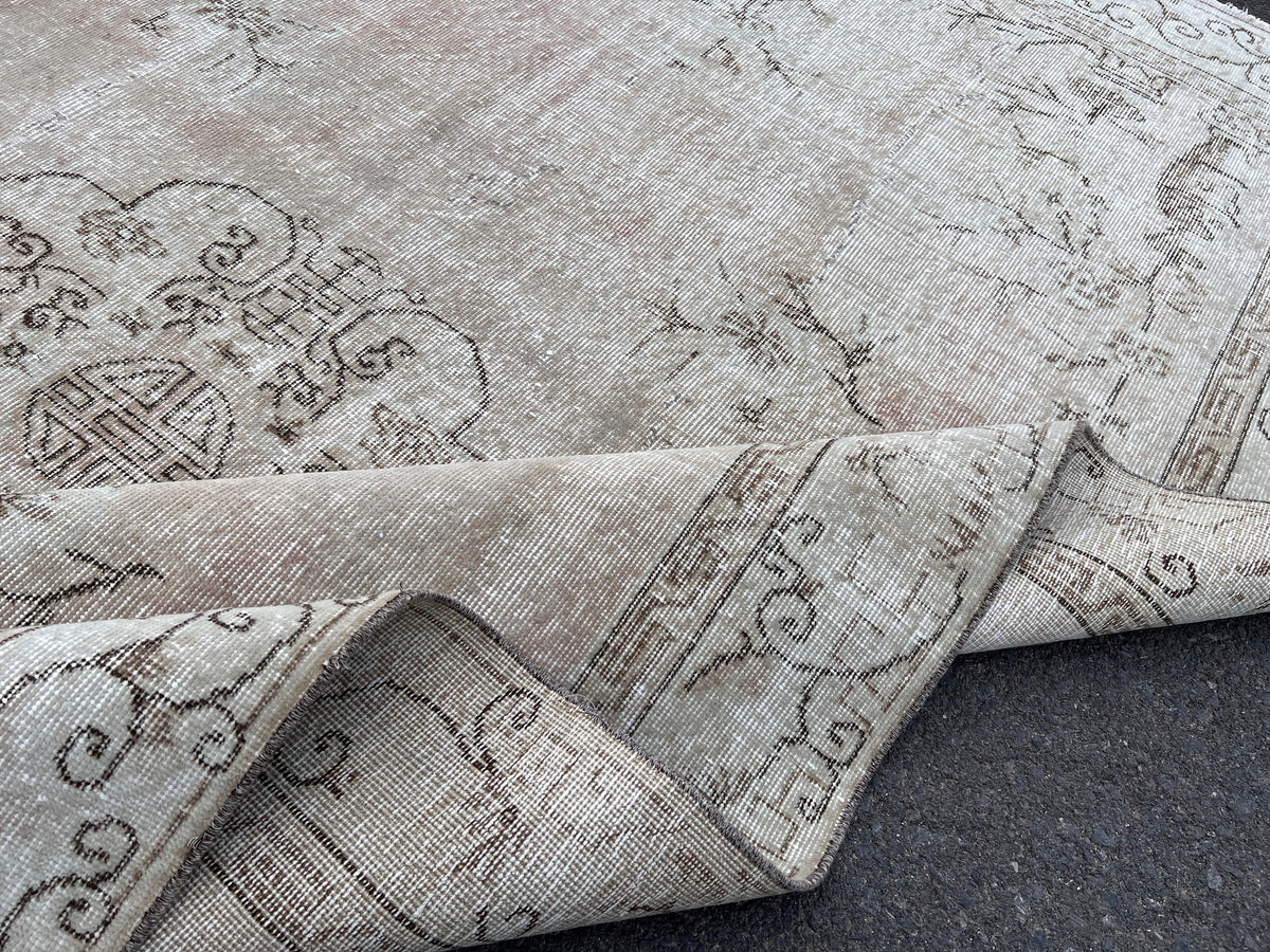 Hand Knotted Oushak Wool Rug 7x10: Neutral Oriental Decor