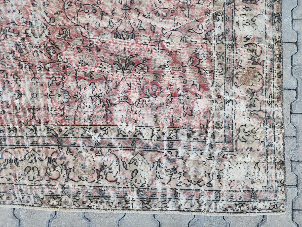7x10 Vintage Turkish Rug: Beige and Pink Oriental Oushak Rug