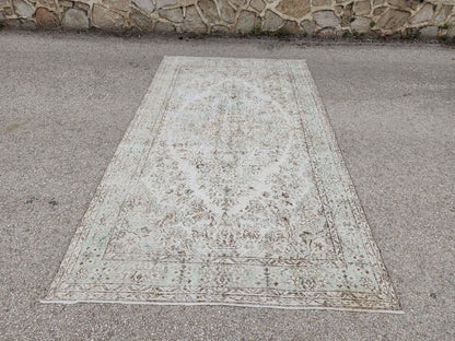 Hand Knotted Turkish Rug 6x10: Neutral Beige Wool Oushak Rug