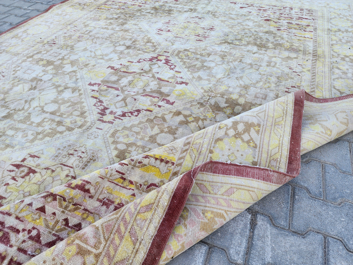 Vintage Oushak Rug 8x11: Hand-knotted Neutral Wool Oriental Rug
