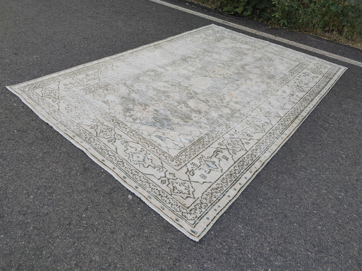 6x10 Hand Knotted Wool Rug: Neutral Green Mid-Century Decor