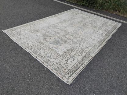 6x10 Hand Knotted Wool Rug: Neutral Green Mid-Century Decor
