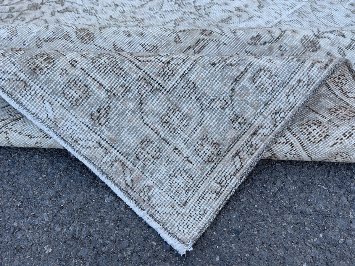 5x8 Handwoven Wool Turkish Rug: Neutral Oushak Area Rug