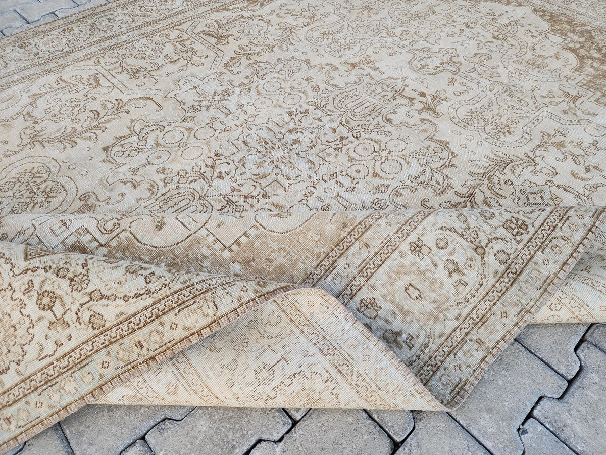 7x11 Hand Woven Wool Rug: Home Decor Rustic Decor, Beige and Brown Carpet