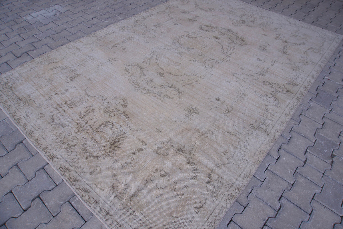 Hand Woven Rug 7x10, Neutral Wool, Farmhouse Decor