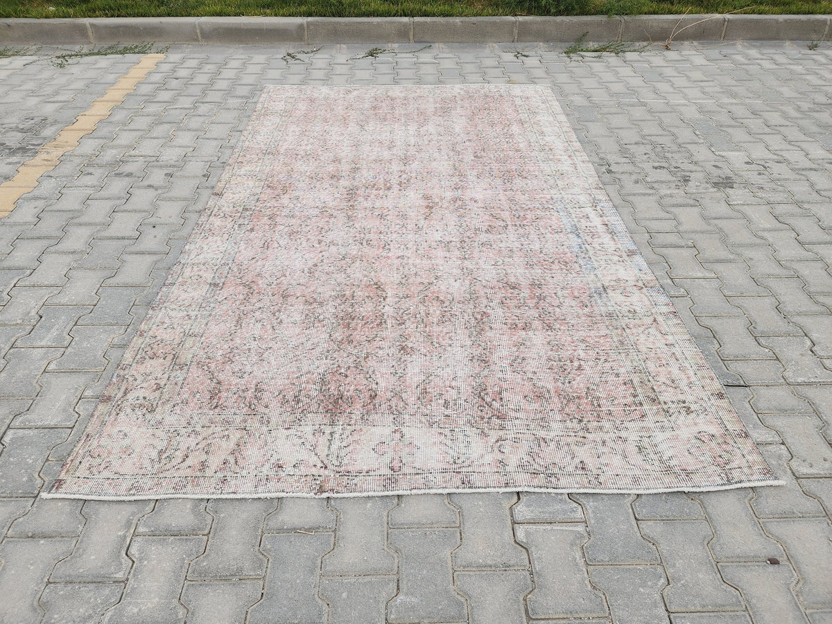 5x9 Handwoven Turkish Oushak Rug: Vintage Pink Oriental Rug
