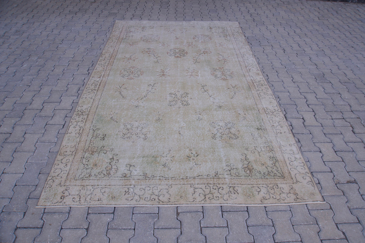 6x10 Neutral Rug, Floral Medallion Design, Turkish Hand Knotted