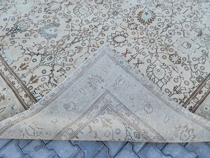 Vintage Wool Rug 9x12 ft - sku1412