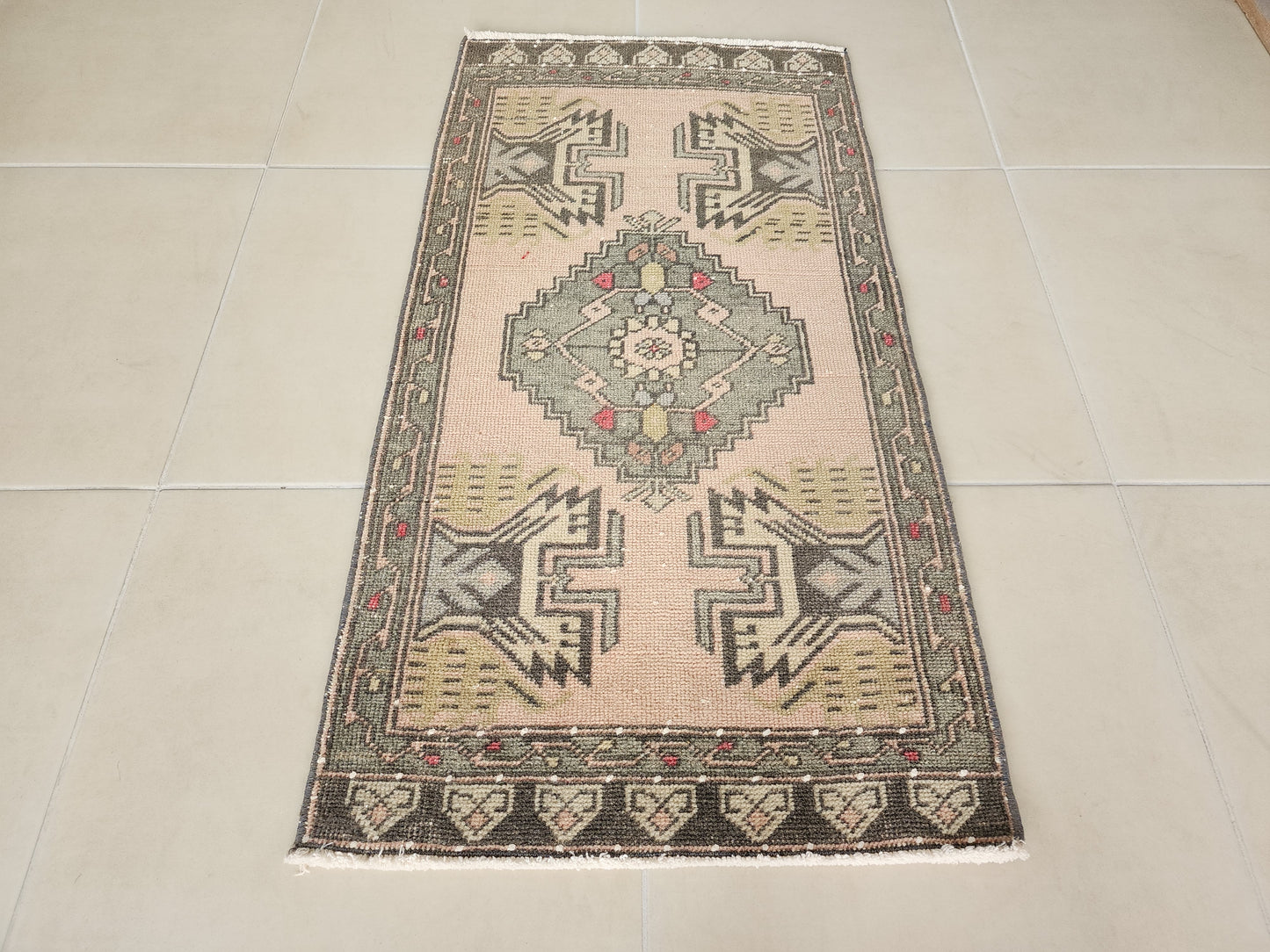 Vintage Mini Decor Rug 2x3 ft- skuy116